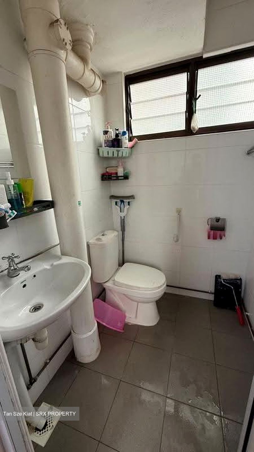 Blk 430 Clementi Avenue 3 (Clementi), HDB 3 Rooms #639489411